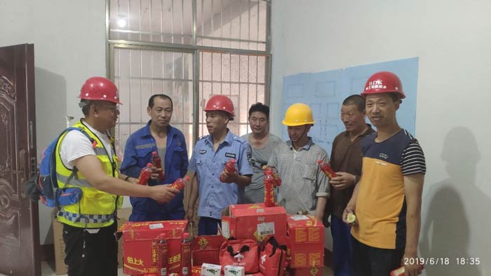 1564630869105475.jpg 01.jpg